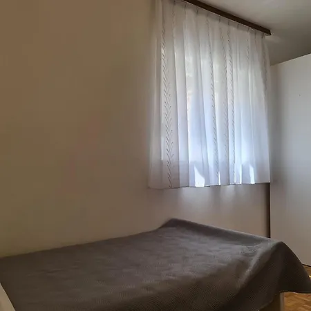 Celic With Terrace Appartement