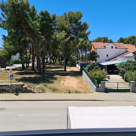 Celic With Terrace Appartement