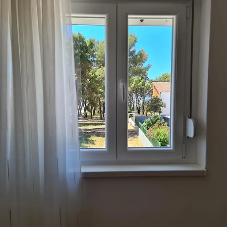 Celic With Terrace Daire Biograd Na Moru