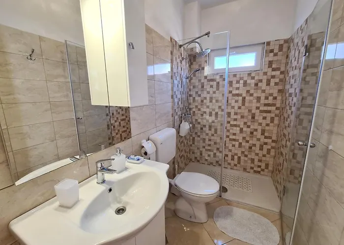 Celic With Terrace Apartment Biograd Na Moru