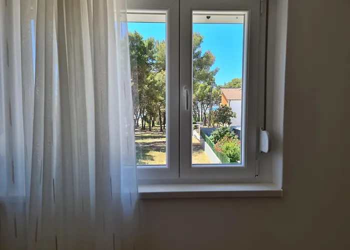 Celic With Terrace Apartment Biograd Na Moru
